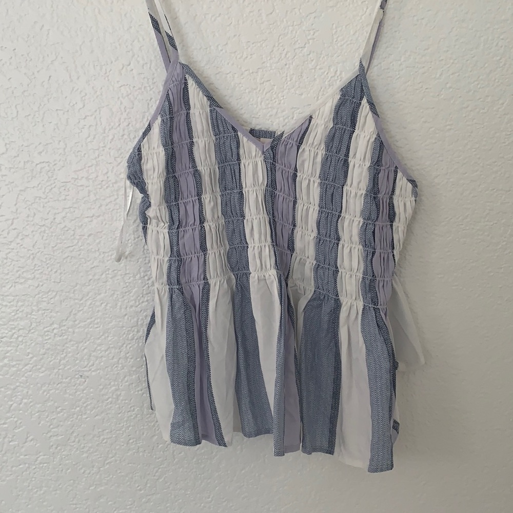 Super stretchy on top! Adjustable straps